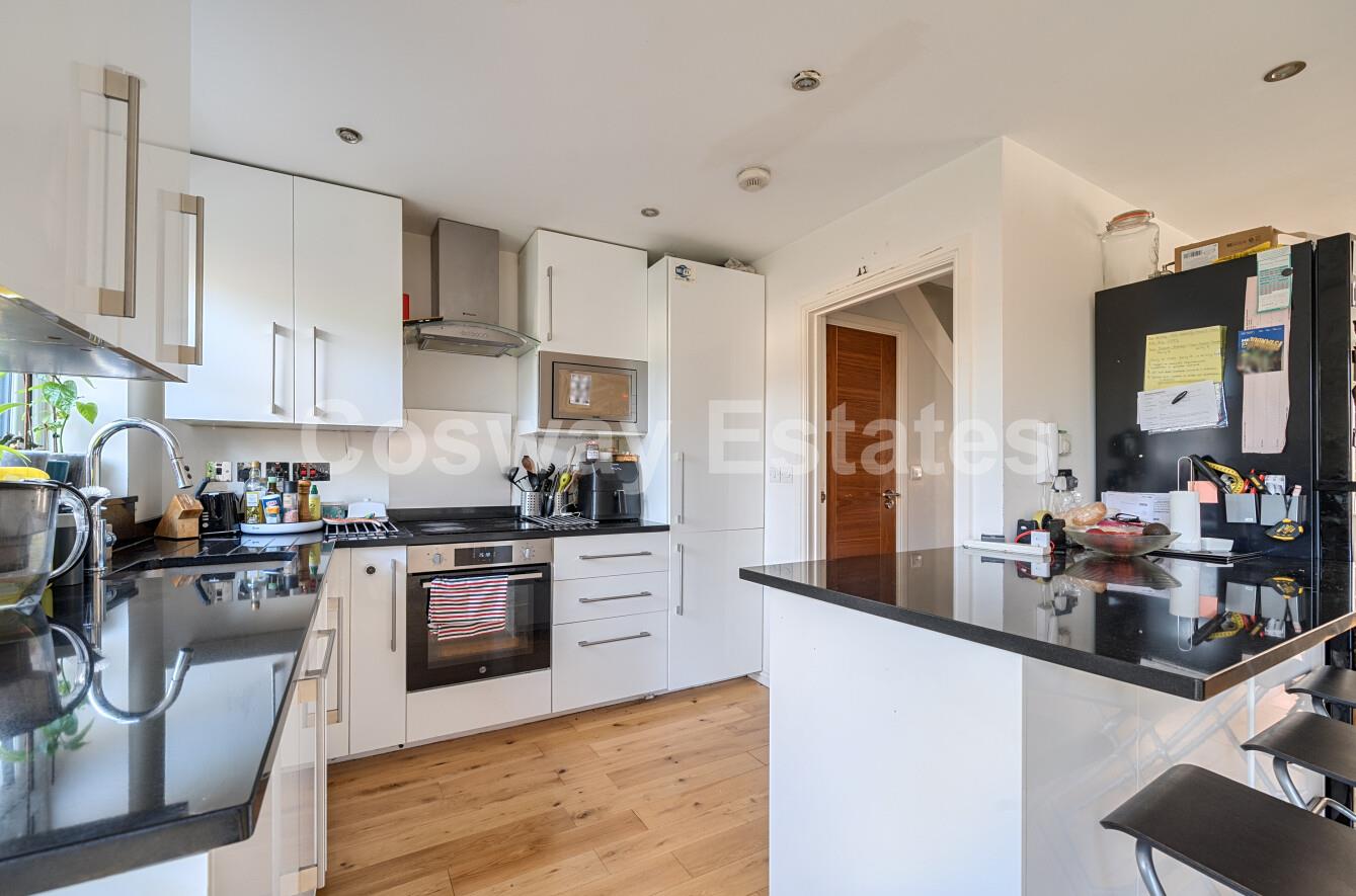 Moorlands Avenue, Mill Hill, NW7, Mill Hill